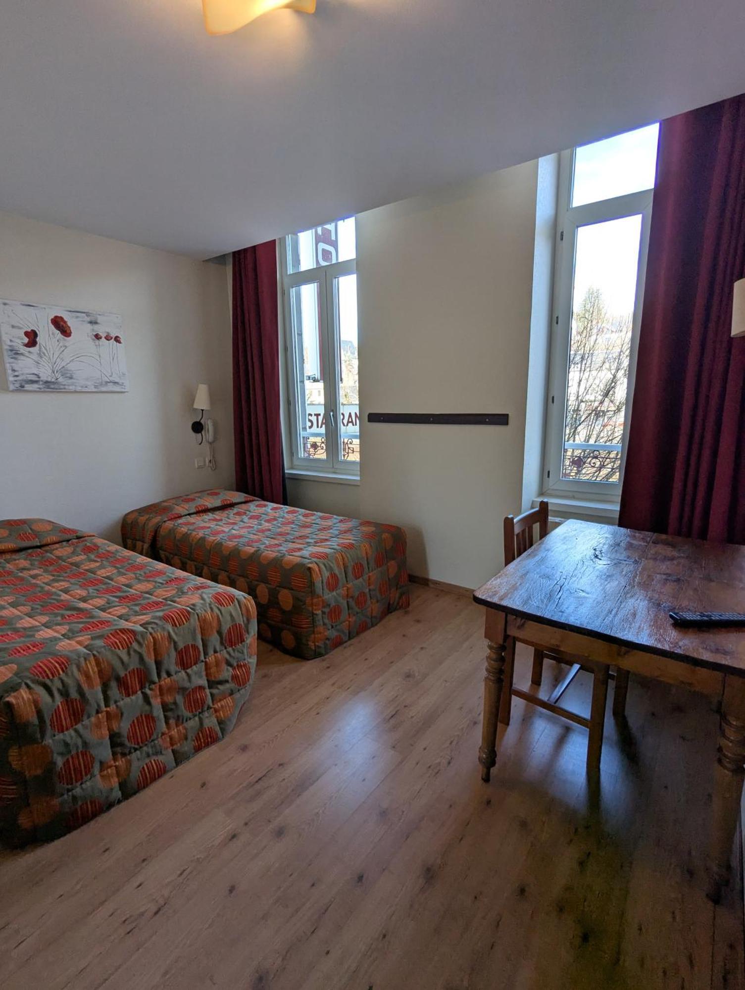 Hotel Logis Regina La Bourboule Exterior foto